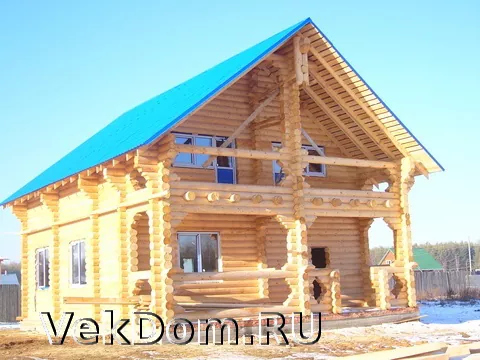 Один из деревянных домов в Тульской области
